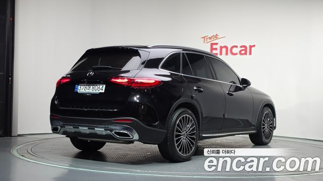 Mercedes-Benz GLC-Class (X254) GLC300 4MATIC AMG Line 2024 — фото 2