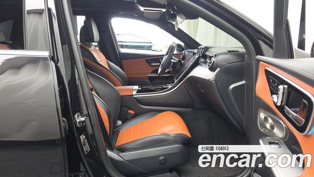 Mercedes-Benz GLC-Class (X254) GLC300 4MATIC AMG Line 2024 — фото 11