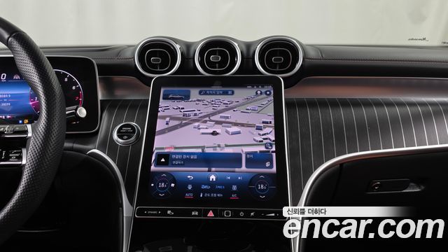 Mercedes-Benz GLC-Class (X254) GLC300 4MATIC AMG Line 2024 — фото 14