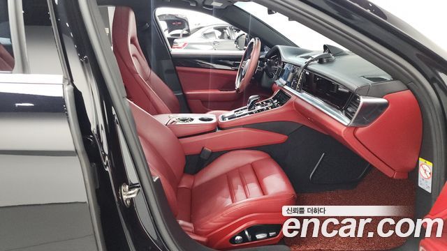 Porsche Panamera (971) 2.9 4S 2018 — фото 32