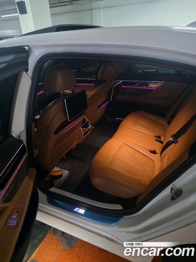 BMW 7 Series (G11) 730Ld xDrive M Sport 2018 — фото 8