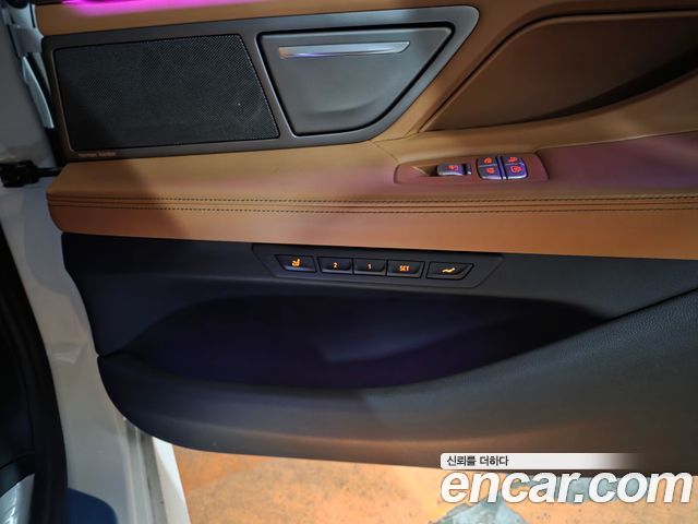 BMW 7 Series (G11) 730Ld xDrive M Sport 2018 — фото 13