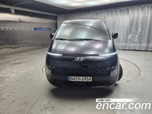 Hyundai Staria L3.5 Cargo 5-Seater Modern 2023 — фото 3