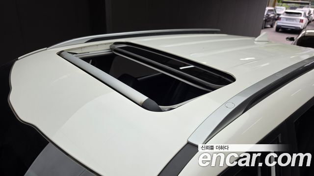 Kia Seltos Gasoline 1.6 Turbo 2WD Signature 2023 — фото 14