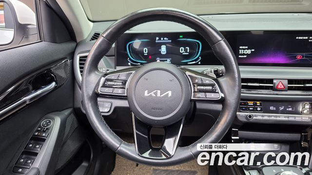 Kia Seltos Gasoline 1.6 Turbo 2WD Signature 2023 — фото 17
