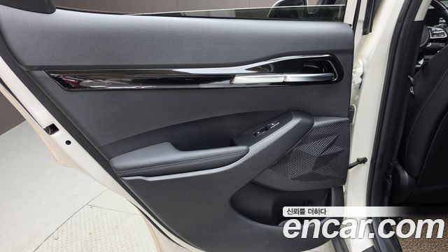 Kia Seltos Gasoline 1.6 Turbo 2WD Signature 2023 — фото 25