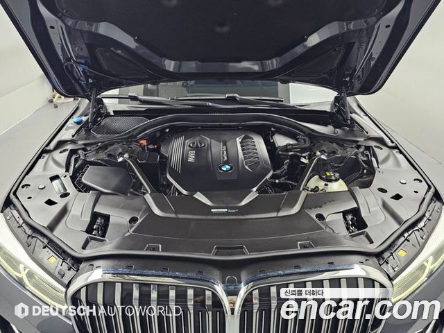 BMW 7 Series (G11) 730Ld xDrive Design Pure Excellence 2020 — фото 6
