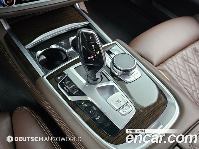 BMW 7 Series (G11) 730Ld xDrive Design Pure Excellence 2020 — фото 9