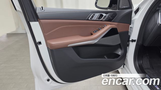 BMW X5 (G05) xDrive 50e M Sport 2025 — фото 24