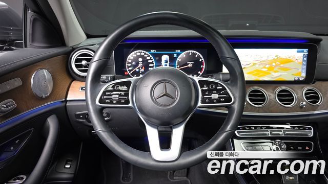 Mercedes-Benz E-Class (W213) E300 4MATIC Exclusive 2019 — фото 13