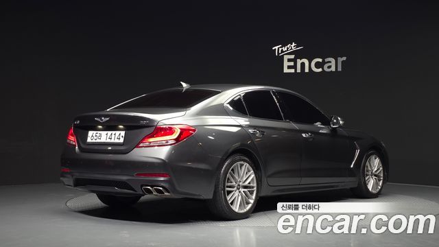 Genesis G70 2.0T Elite 2019 — фото 2