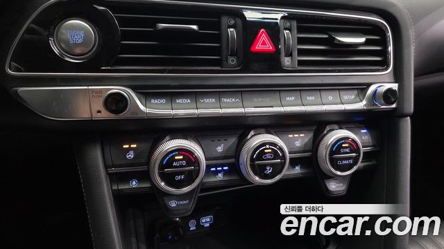 Genesis G70 2.0T Elite 2019 — фото 16