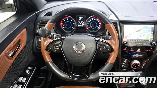 KG Mobility (SsangYong) Tivoli Armor Diesel Gear Edition 2WD 2018 — фото 13