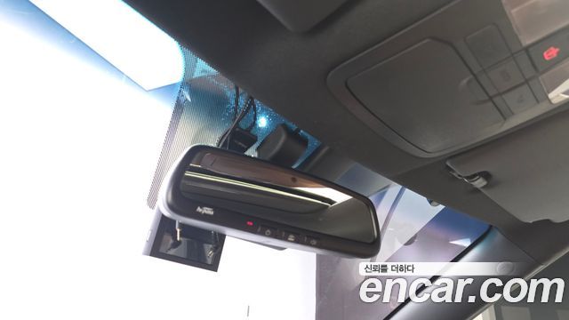 KG Mobility (SsangYong) Tivoli Armor Diesel Gear Edition 2WD 2018 — фото 31