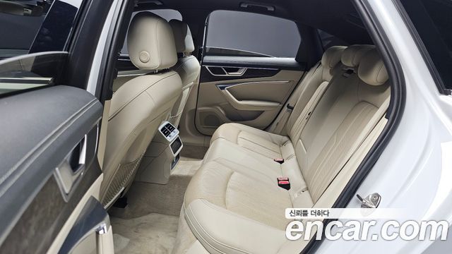 Audi A6 (C8) 45 TDI Quattro Premium 2020 — фото 11