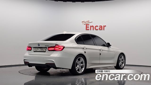 BMW 3 Series (F30) 330i M Sport Shadow 2018 — фото 2