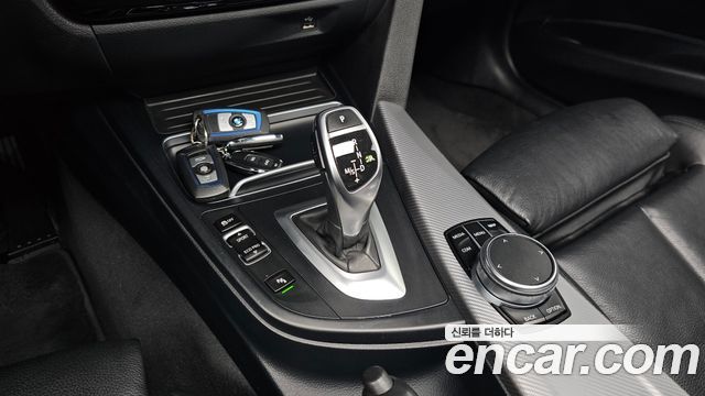 BMW 3 Series (F30) 330i M Sport Shadow 2018 — фото 9