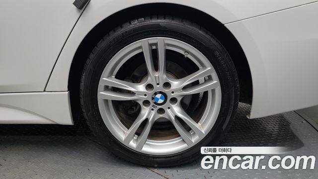 BMW 3 Series (F30) 330i M Sport Shadow 2018 — фото 27