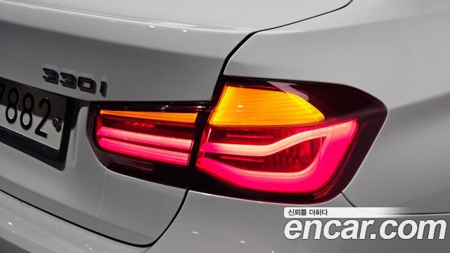 BMW 3 Series (F30) 330i M Sport Shadow 2018 — фото 29