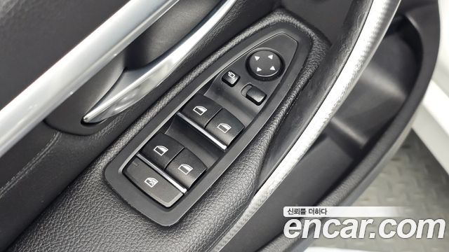 BMW 3 Series (F30) 330i M Sport Shadow 2018 — фото 34