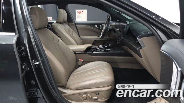 Kia K8 2.5 Gasoline 2WD Noblesse 2023 — фото 11