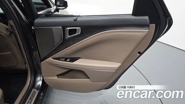 Kia K8 2.5 Gasoline 2WD Noblesse 2023 — фото 25