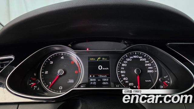 Audi A4 30 TDI Limited Edition B8 2016 — фото 8