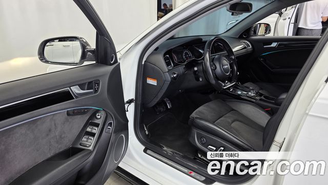 Audi A4 30 TDI Limited Edition B8 2016 — фото 10