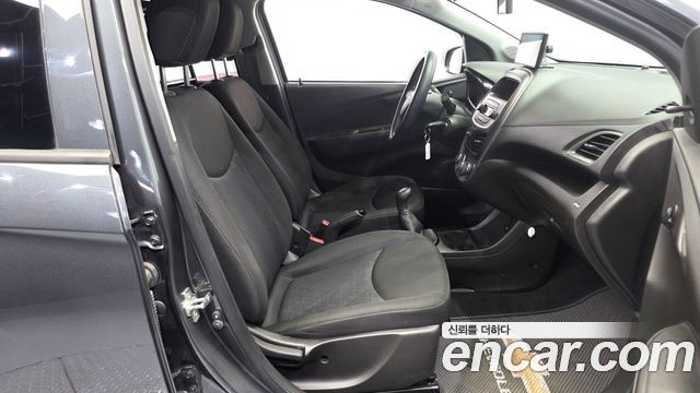 Chevrolet Spark Van 2020 — фото 11