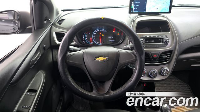 Chevrolet Spark Van 2020 — фото 13
