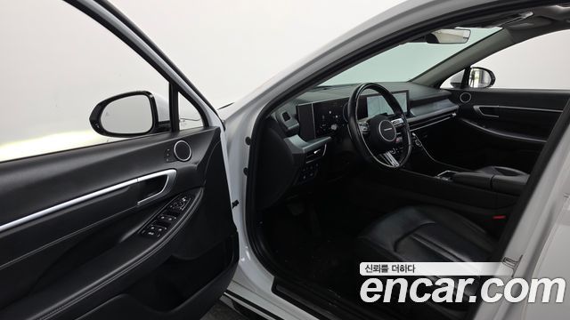 Hyundai Sonata The Edge (DN8) 2.0 Exclusive 2024 — фото 10