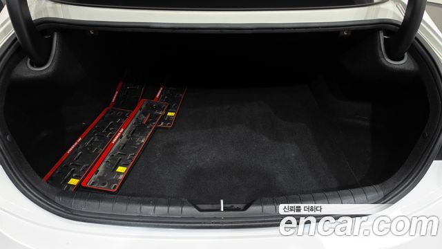 Hyundai Sonata The Edge (DN8) 2.0 Exclusive 2024 — фото 23