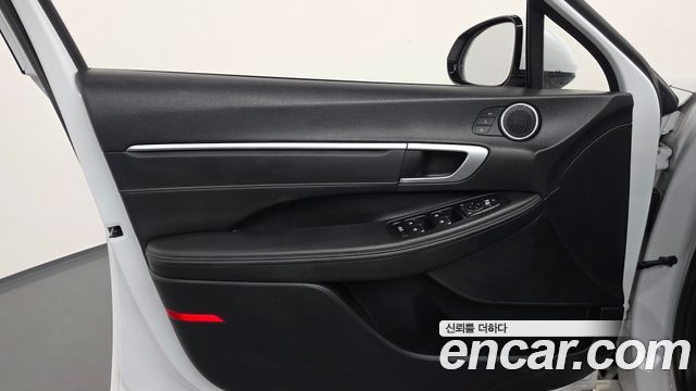 Hyundai Sonata The Edge (DN8) 2.0 Exclusive 2024 — фото 30