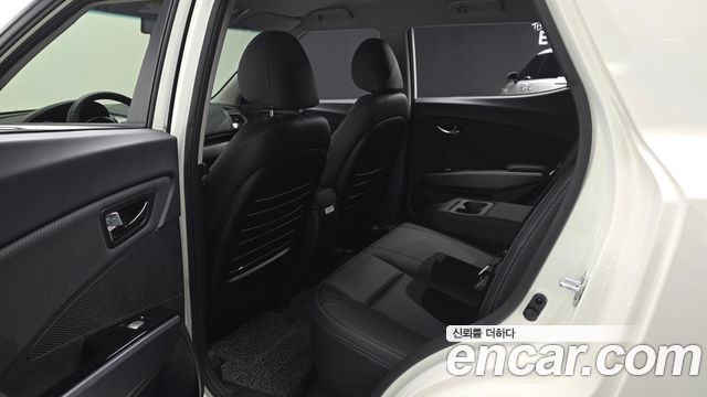 KG Mobility (SsangYong) Tivoli Armor VX 2WD 2018 — фото 11