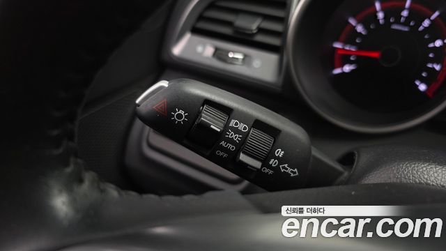 KG Mobility (SsangYong) Tivoli Armor VX 2WD 2018 — фото 32