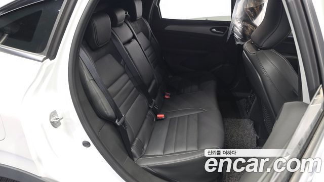 Renault Korea Arkana 1.6 GTe Iconic 2025 — фото 12