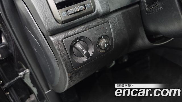 KG Mobility (SsangYong) Rexton W 2.2 4WD RX7 Luxury 2016 — фото 19