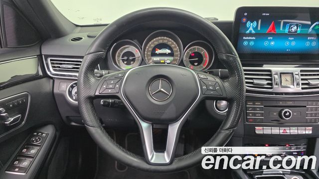 Mercedes-Benz E-Class (W212) E220 CDI Avantgarde 2016 — фото 13