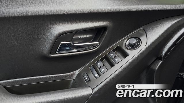 Chevrolet Trax 1.6 Diesel Premier 2018 — фото 17