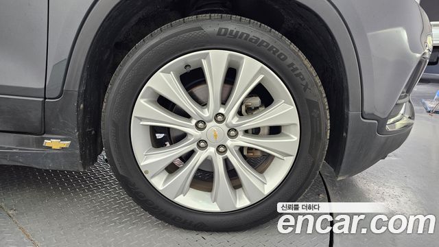 Chevrolet Trax 1.6 Diesel Premier 2018 — фото 21