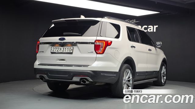 Ford Explorer 2.3 Limited 4WD 5th 2019 — фото 2