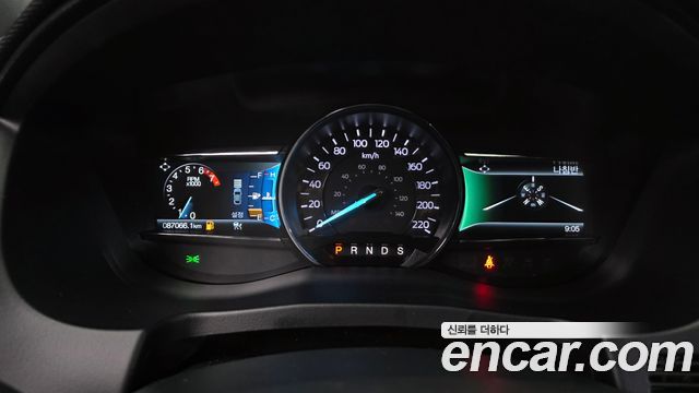 Ford Explorer 2.3 Limited 4WD 5th 2019 — фото 8