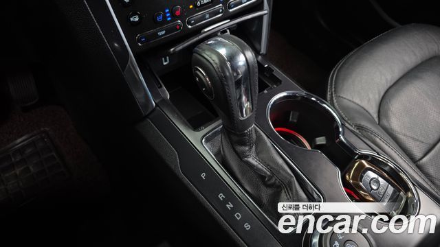 Ford Explorer 2.3 Limited 4WD 5th 2019 — фото 9
