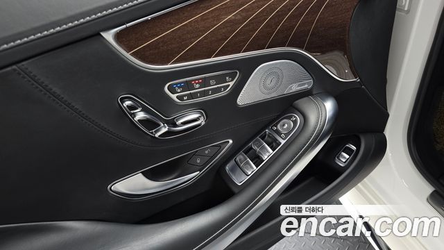 Mercedes-Benz S-Class (W222) S63 AMG 4MATIC+ Cabriolet 2018 — фото 20