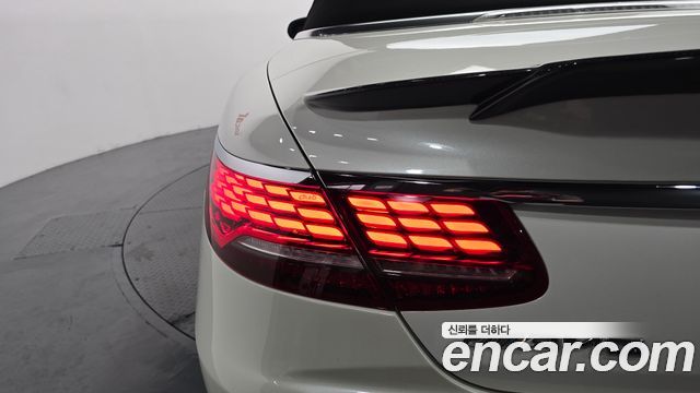 Mercedes-Benz S-Class (W222) S63 AMG 4MATIC+ Cabriolet 2018 — фото 23