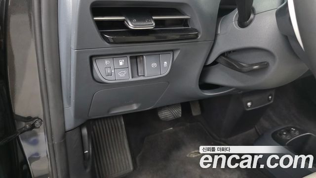 Kia EV6 Long Range Air 2023 — фото 18