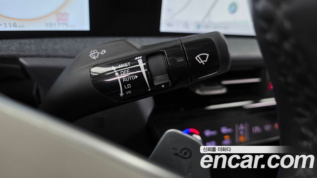 Kia EV6 Long Range Air 2023 — фото 27