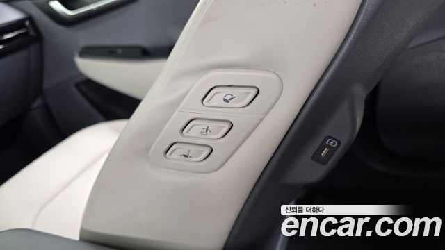 Kia EV6 Long Range Air 2023 — фото 29