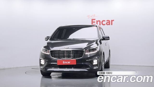 Kia Carnival 7-Seater Limousine VIP 2019 — фото 3
