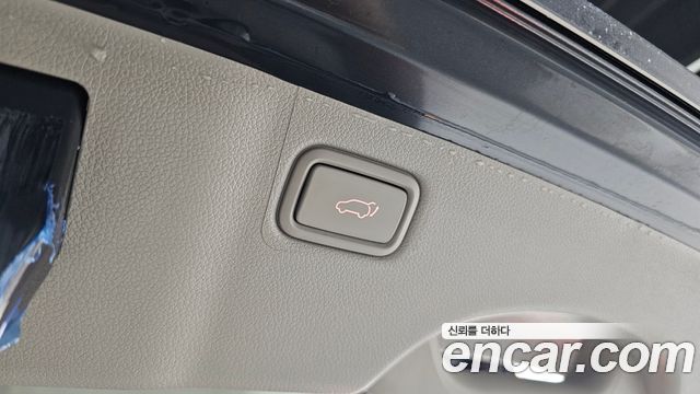 Kia Carnival 7-Seater Limousine VIP 2019 — фото 17